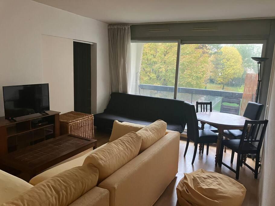 Ferienwohnung Cozy Flat In La Defense Courbevoie Exterior foto
